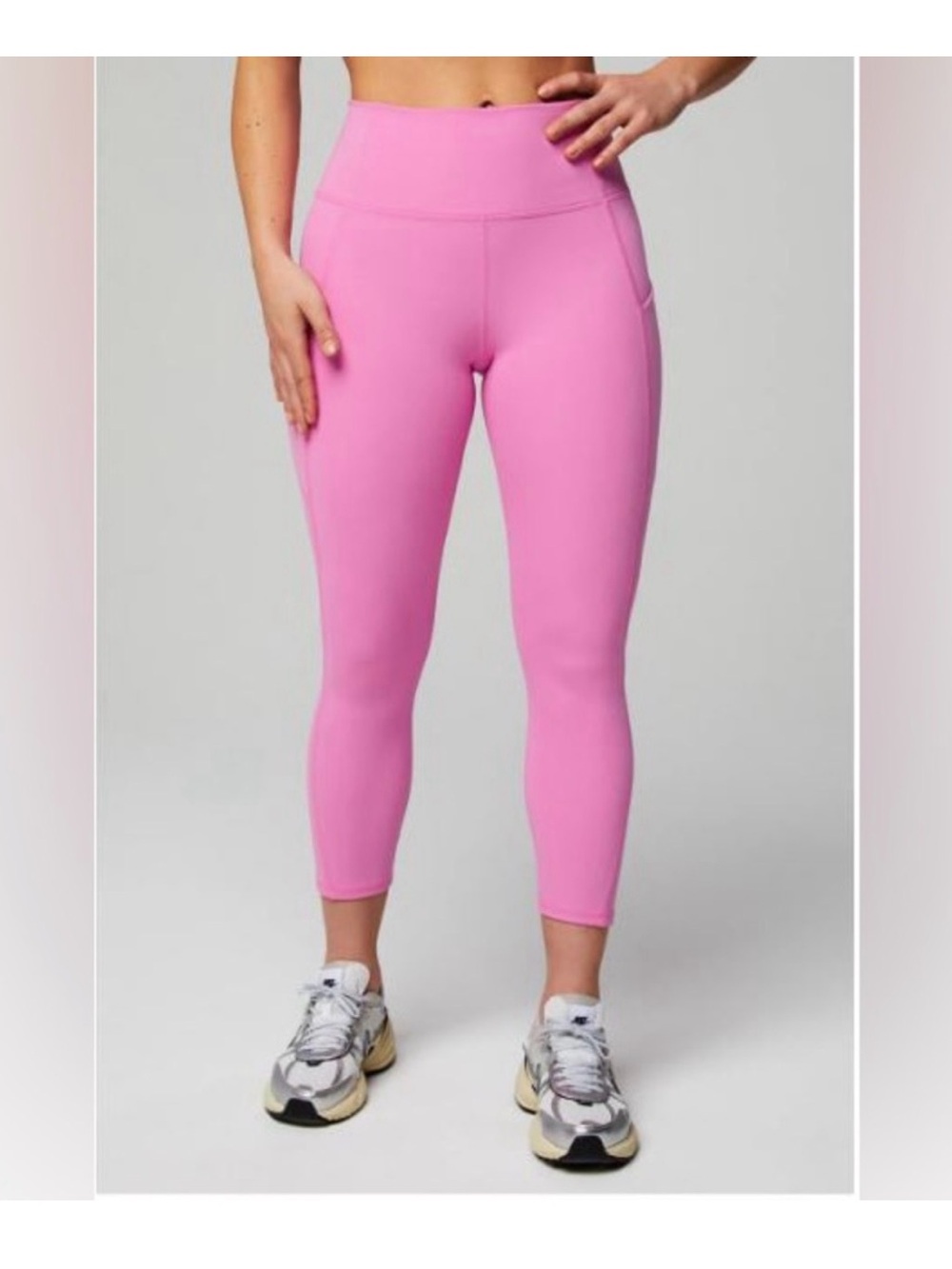 NWOT- Fabletics PureLuxe High-Waisted Pocket 7/8 Legging
